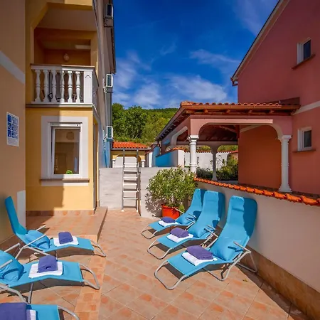 Mit Balkon Und Meerblick By Interhome * Dramalj