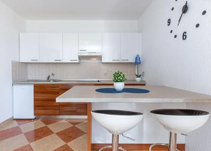 Mit Balkon Und Meerblick By Interhome شقة *