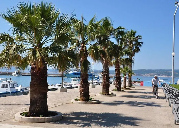 Mit Balkon Und Meerblick By Interhome * دْغاماي